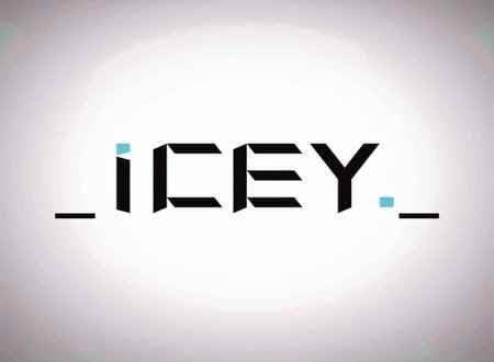 تصویر دانلود بازی ICEY آی سی برای کامپیوتر